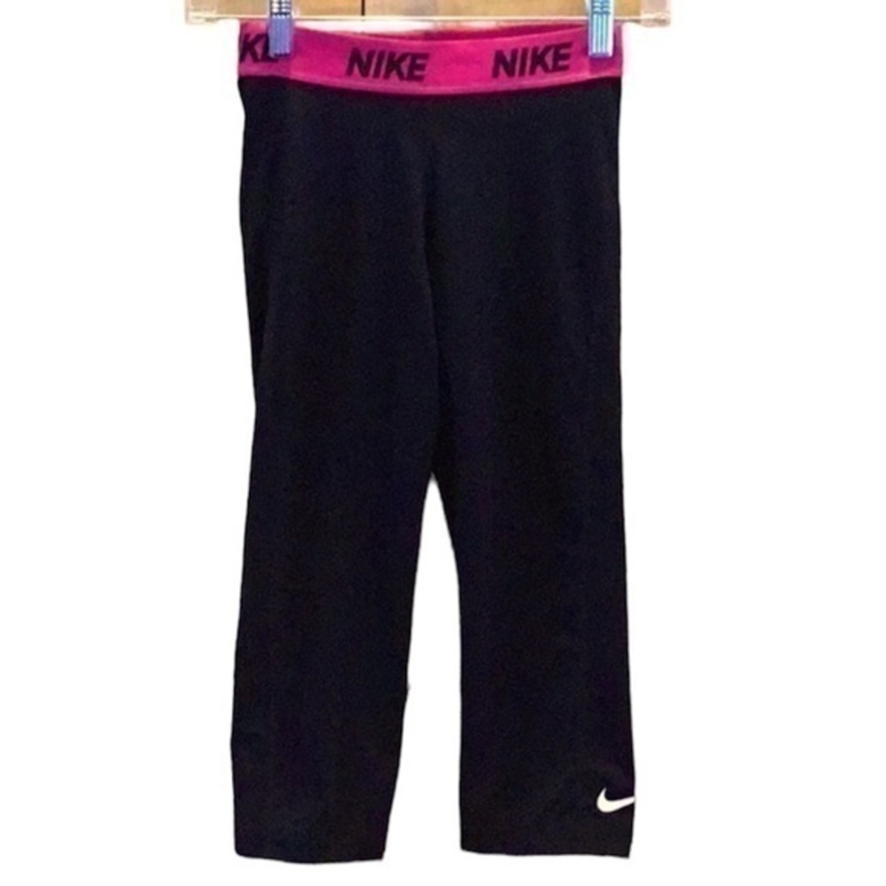 EUC Nike Cropped Leggings Size XS Black & Hot Pink